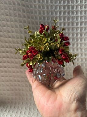 The Original Kissing Krystal Holiday Ornament  By Noelle Legend Of The Mistletoe